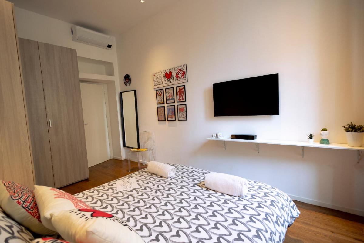 tHE Keith Haring Room - Private Bedroom - Housity