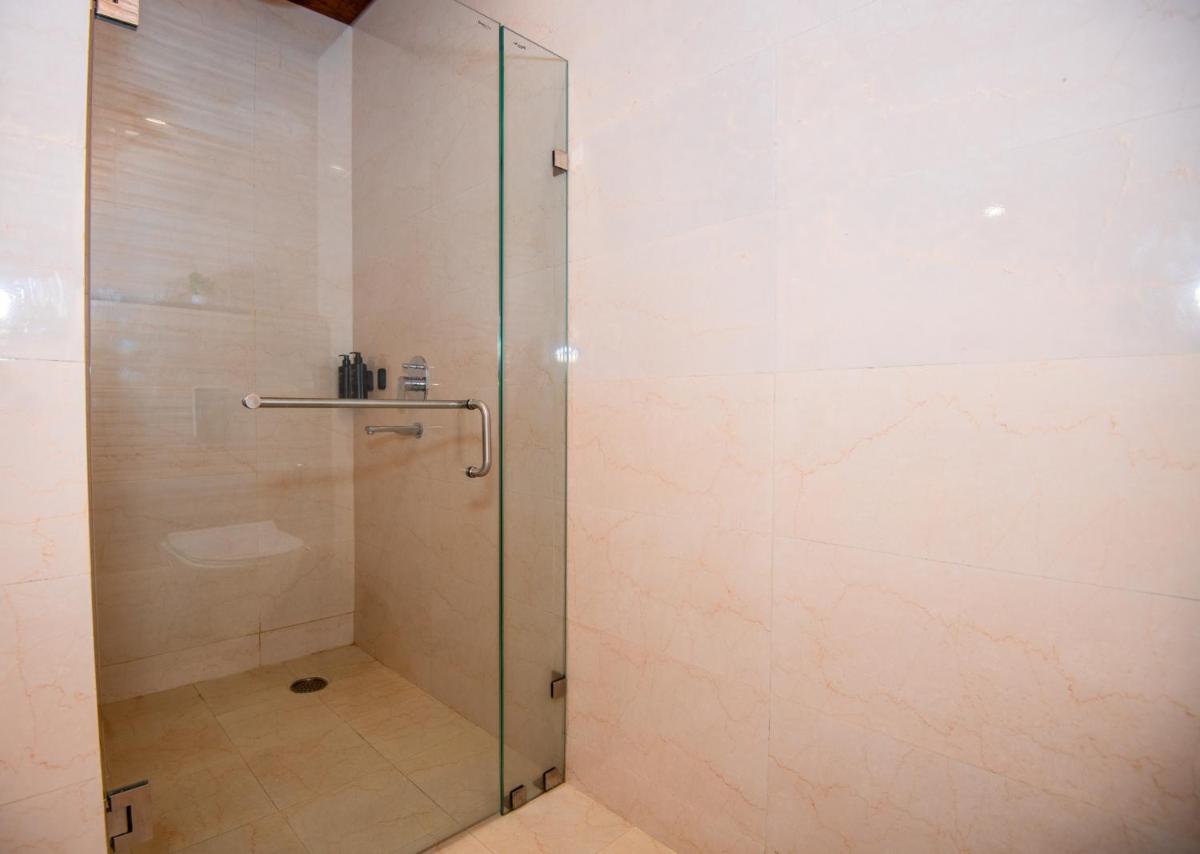 Hotel Avadh Classio - Housity