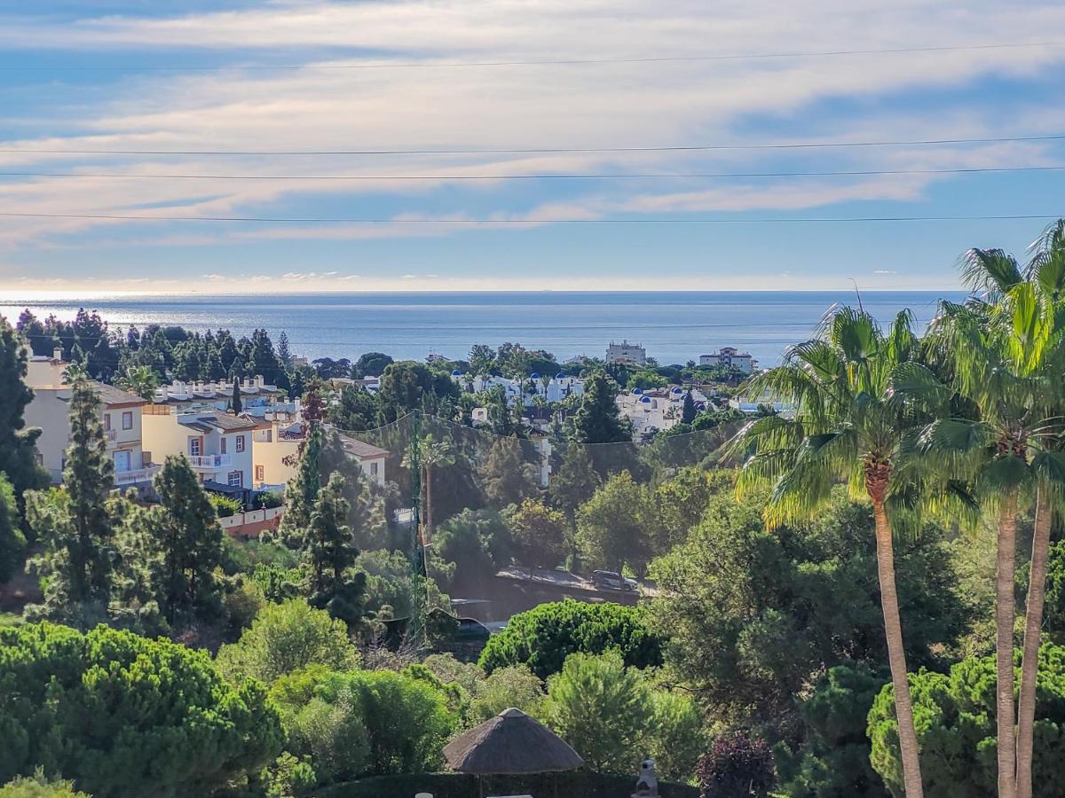 ☆Cozy 2BR apt. with sea views WIFI/AC/PARKING - Housity