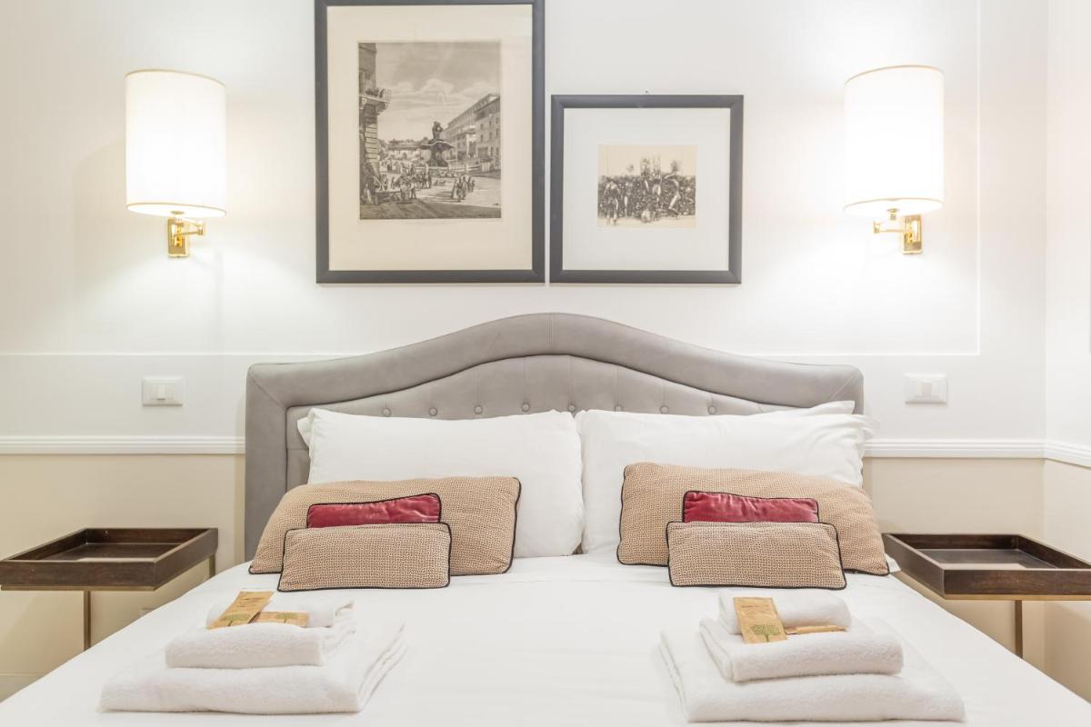 Stylish Spanish Steps Retreat - Housity