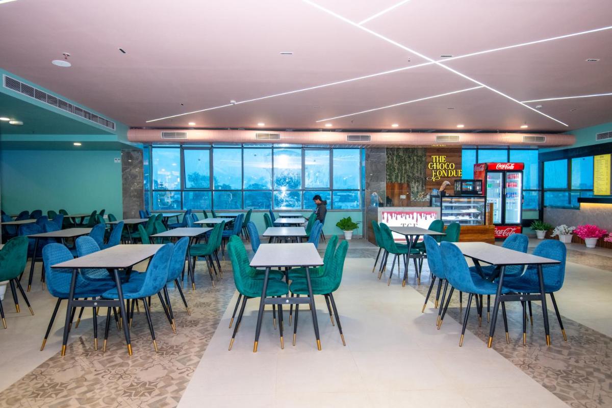 Hotel Avadh Classio - Housity