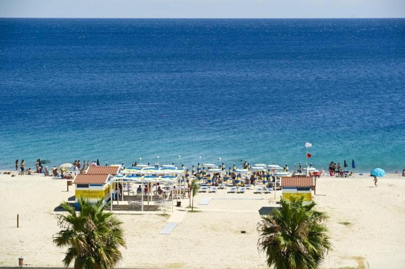 Hotel Poseidon - Housity