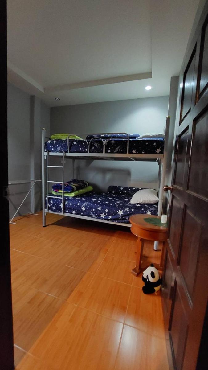 Single bed Homestay - Housity