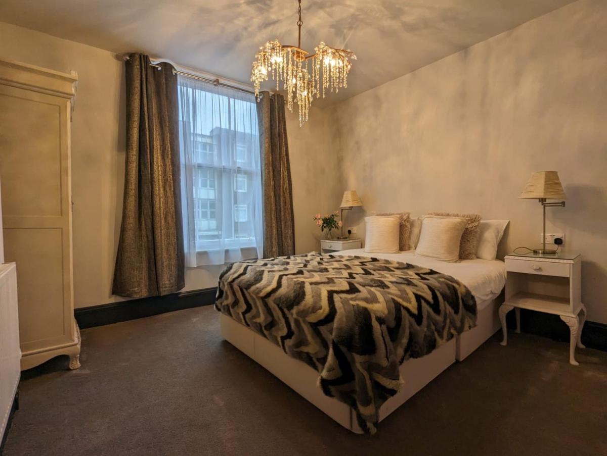 Salt Life Belgravia Apartment - Housity