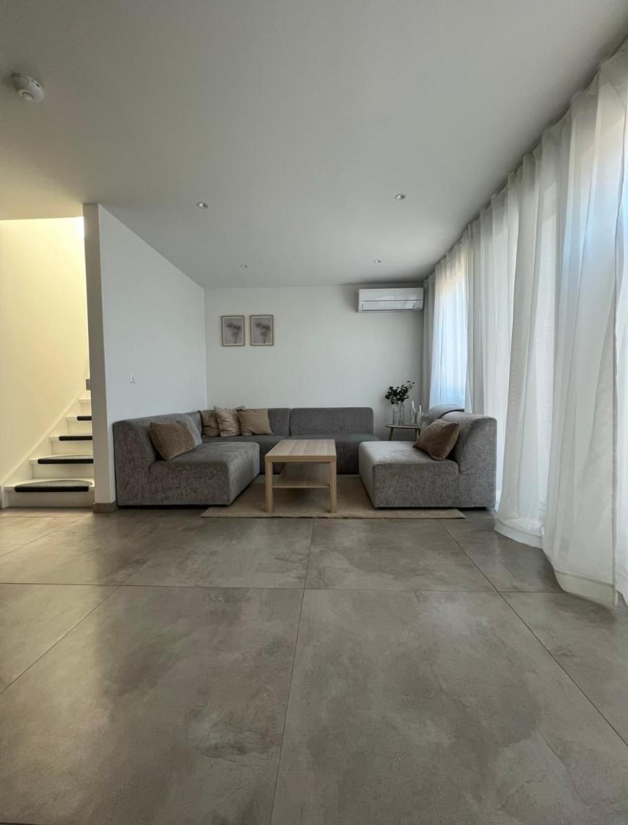 experience a fantastic summer house 2025 - Housity