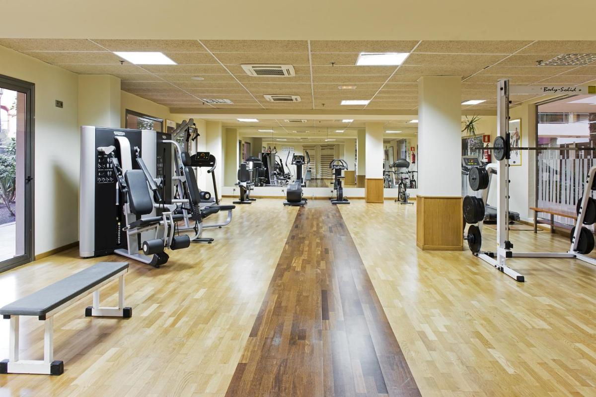 Gimnasio o instalaciones de fitness de Elba Carlota Beach & Golf Resort