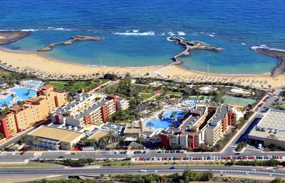 Elba Carlota Beach & Golf Resort - Housity