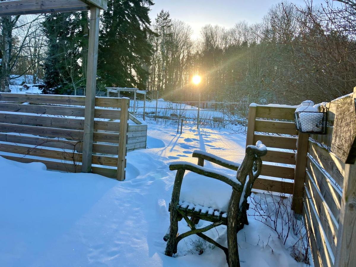 Lidhem herrgård. Bed & Breakfast och mindre lägenheter - Housity