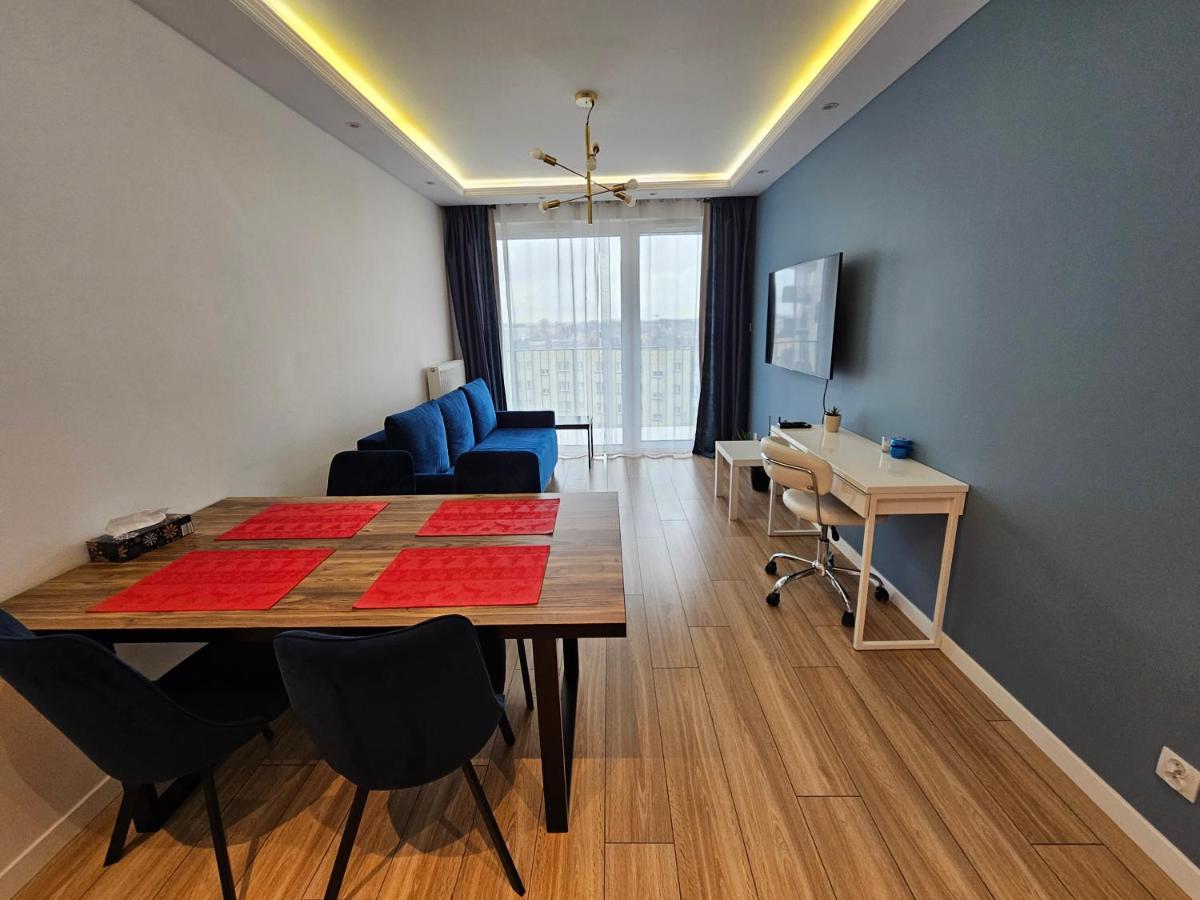 Nowy apartament przy ulicy Kurpiowskiej blisko centrum miasta - Housity
