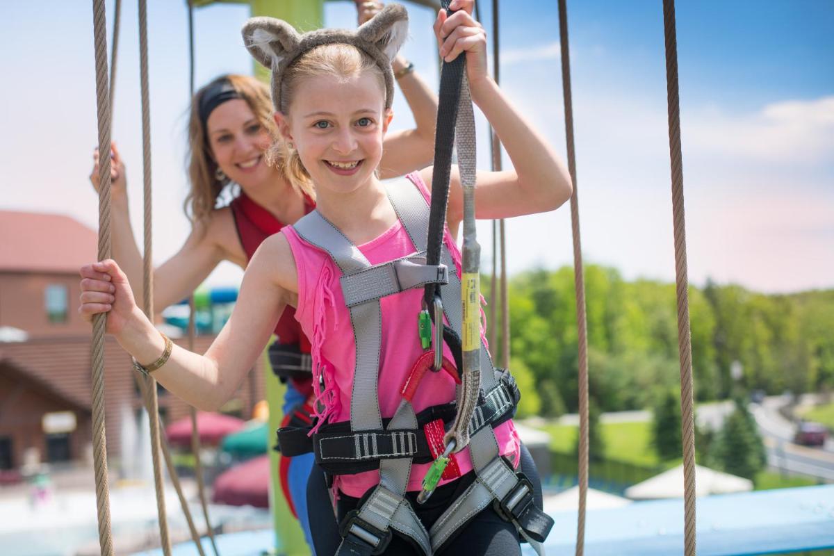 Great Wolf Lodge Grand Mound - Housity