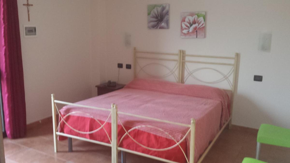 Azienda Agricola Cuntarati - Housity