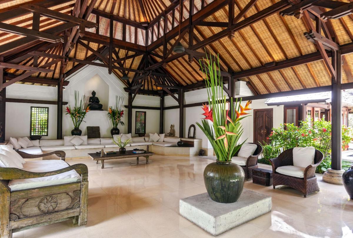 Villa Pangi Gita - Housity