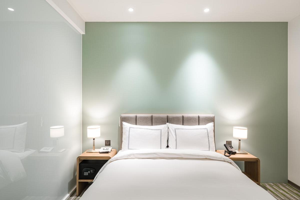 Phoenix Hotel Taichung - Housity