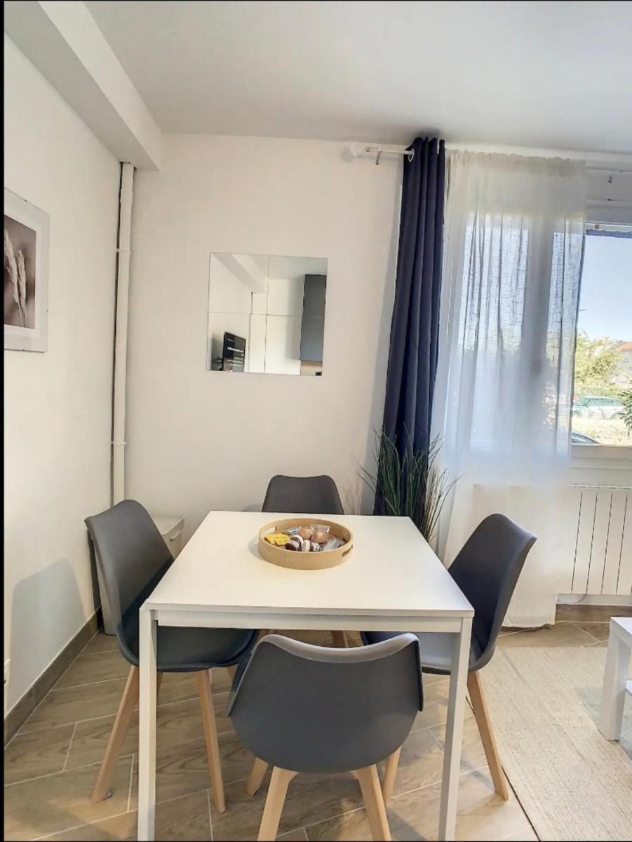 z L03 Villa Dengous - Cozy Aéroport CDG Wifi 4 pers - Housity