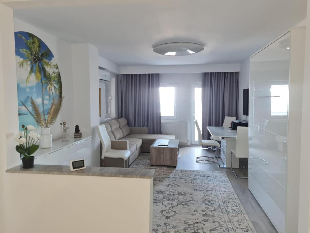 Seaview Residence - Housity