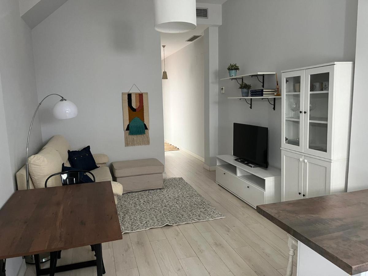Traditional house in Triana - Housity