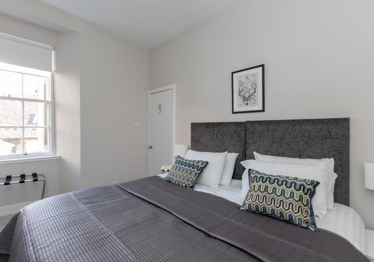 West Bow Apartment - Housity