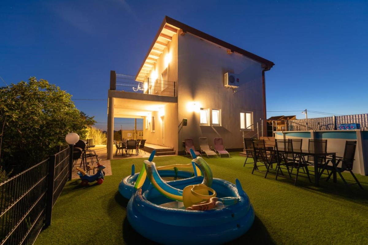 House Opuzen II - Housity