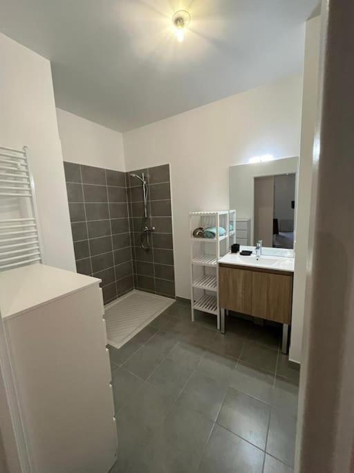 Studio cozy pour 4 avec terrasse à 20 minutes de Paris - Housity