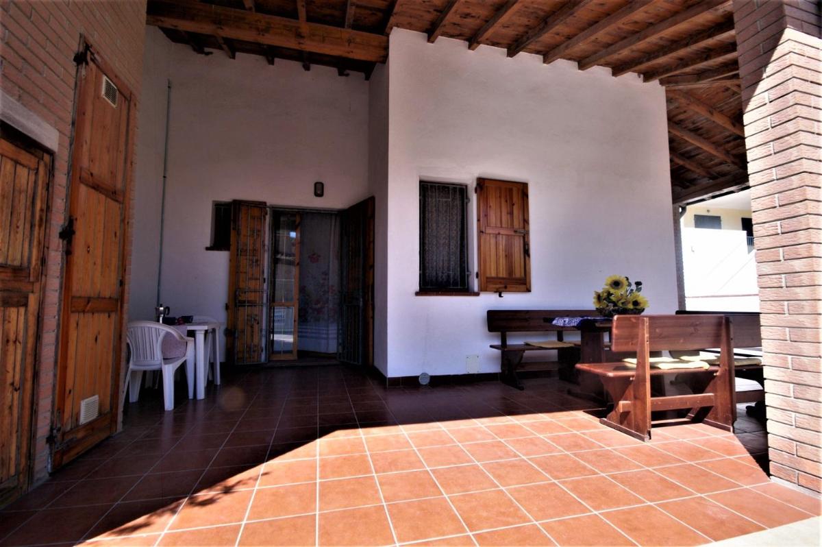 HERMITAGE VILLA INDIPENDENTE a pochi passi dalla spiaggia - Housity