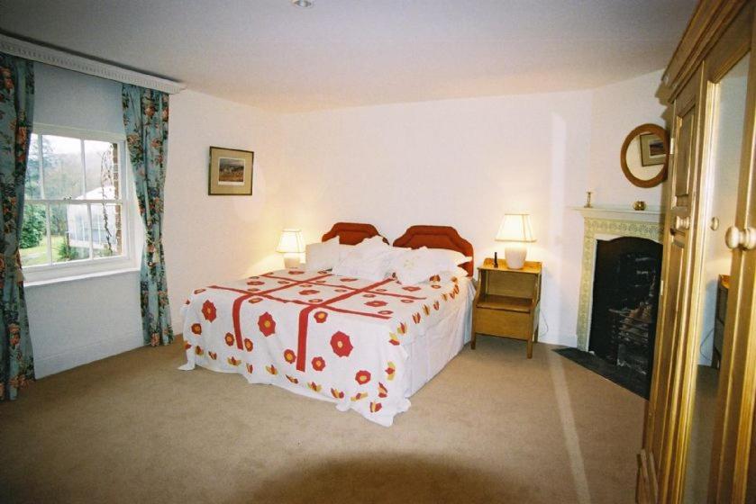The Coach House at Bryngwyn Hall - Housity