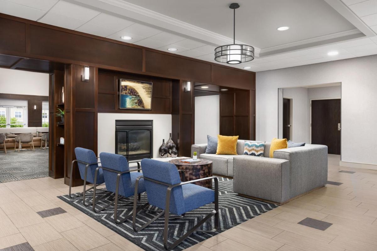 Homewood Suites by Hilton Manchester/Airport - Housity