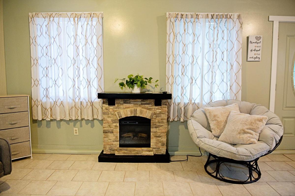 Berry Patch BnB - Housity