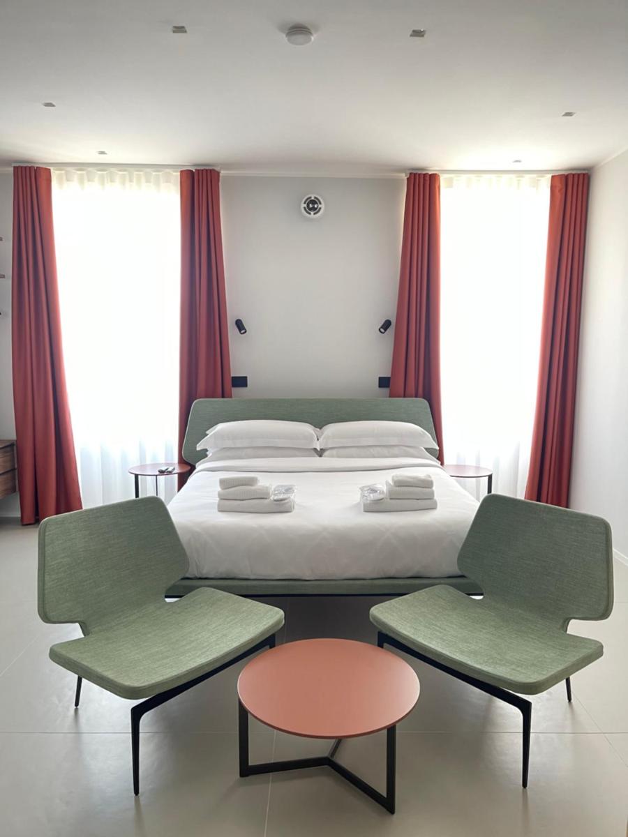 OMÍ Aparthotel - Housity