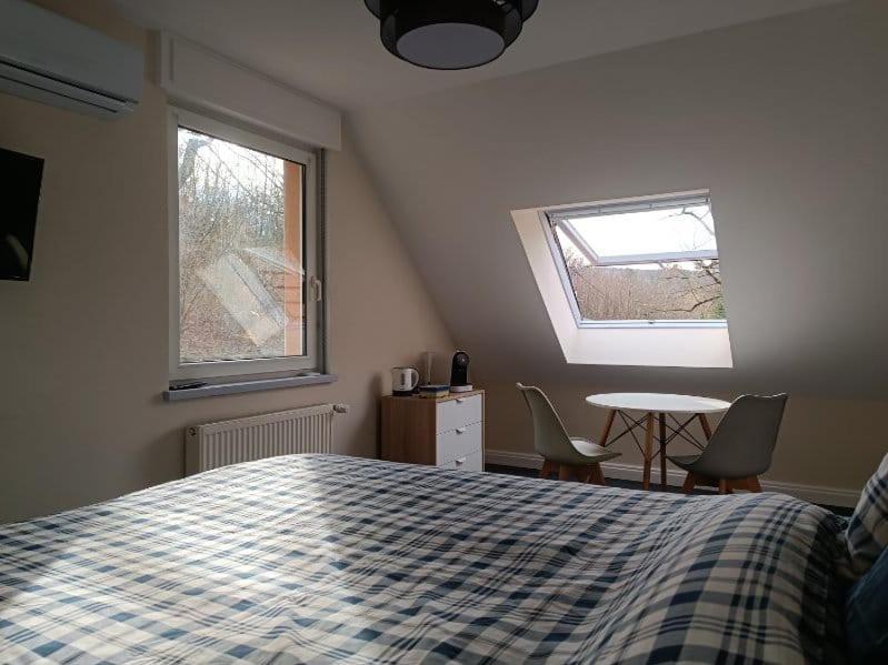 La Fontaine Aux Enfants - GR5 - Chambre avec sdb privée - Housity