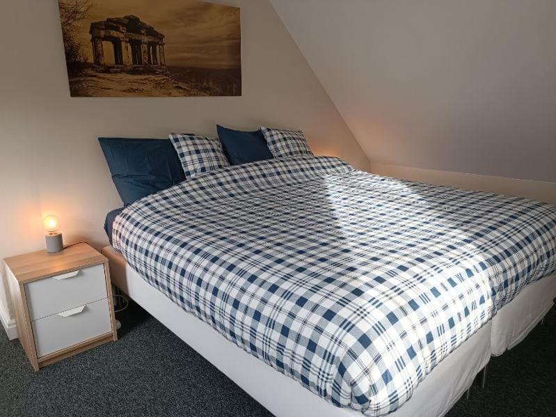 La Fontaine Aux Enfants - GR5 - Chambre avec sdb privée - Housity