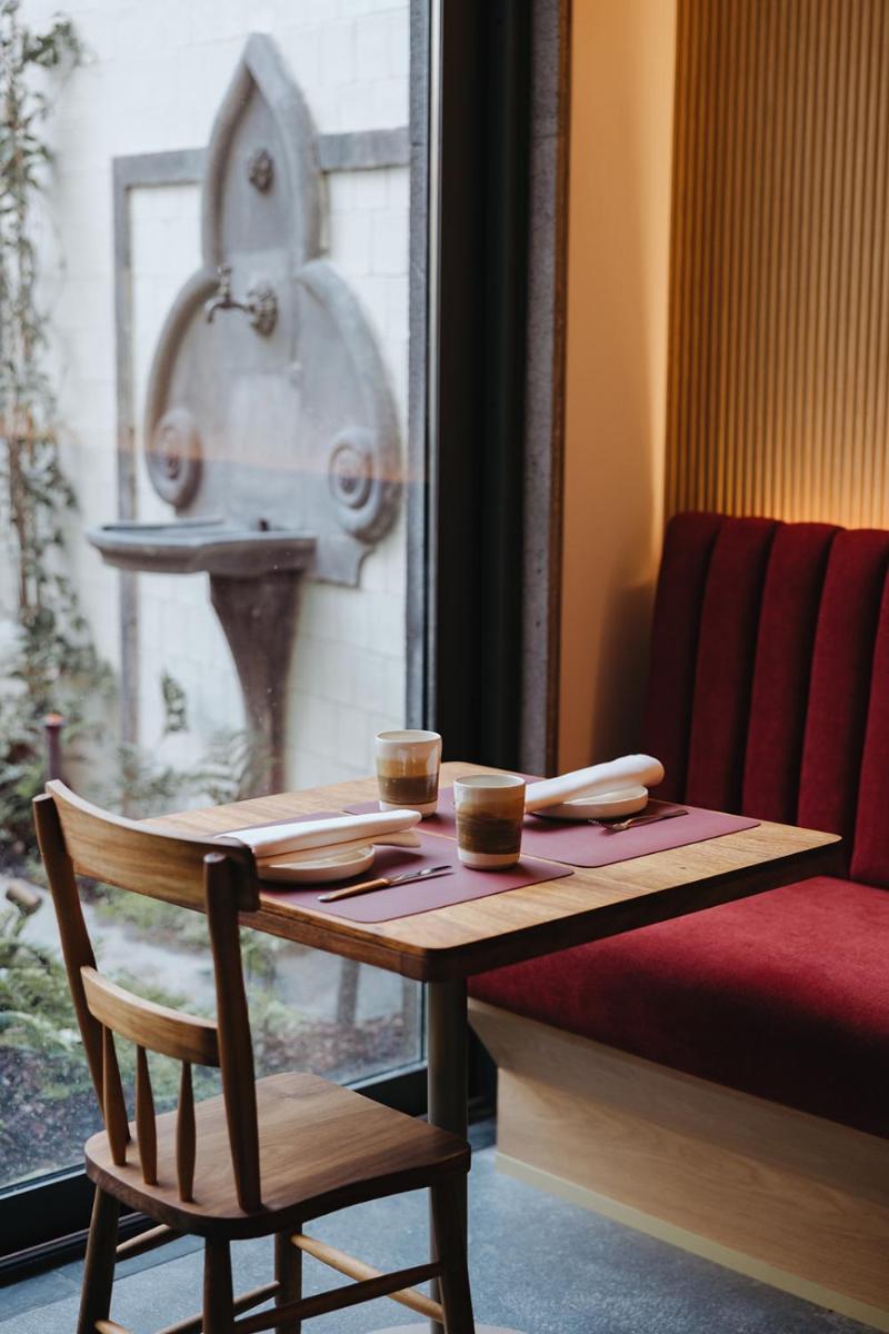 Uma área de estar em NINE DOTS Azorean Art Boutique Hotel