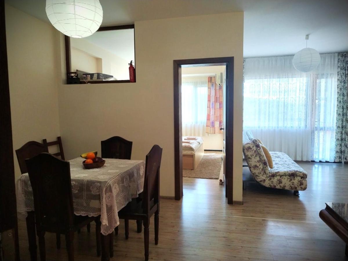 SPA Apartment - Hiking - Hot Thermal Bathtub - Fast Internet - NO POOLS - Housity