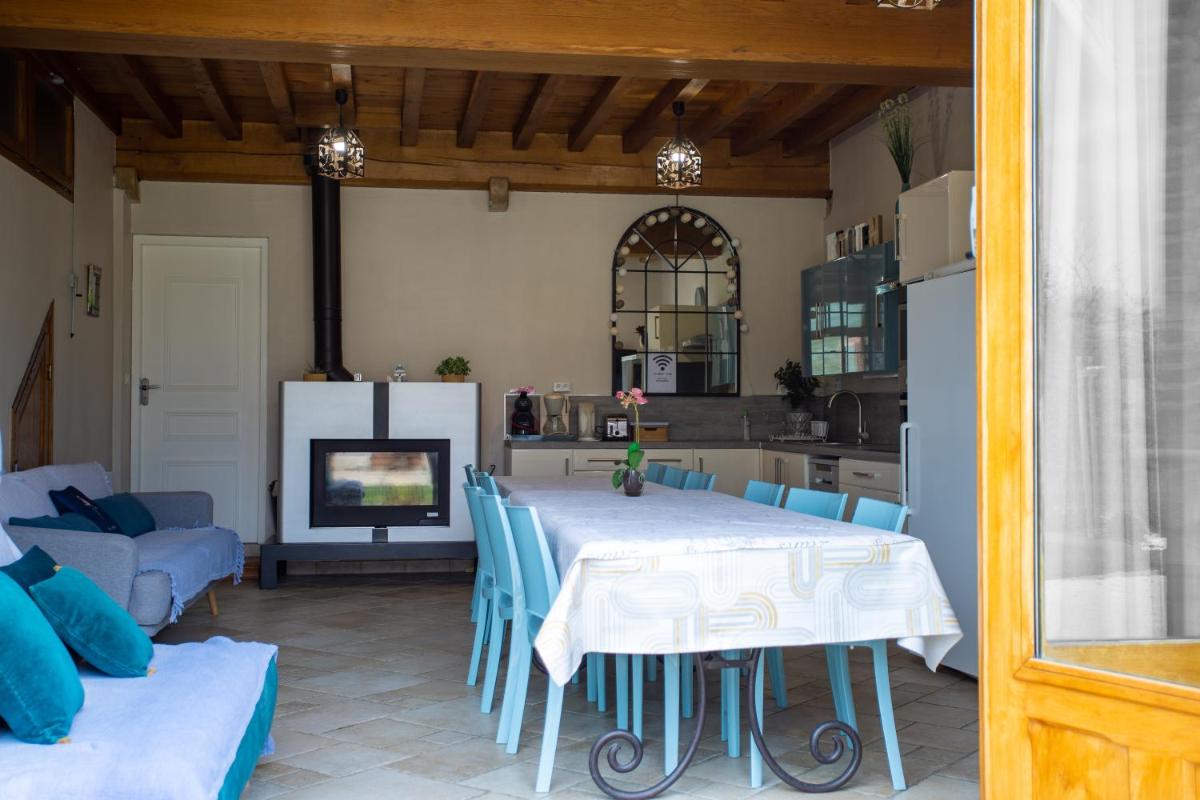 Domaine du Cuiset -Gîte des Combles - Housity