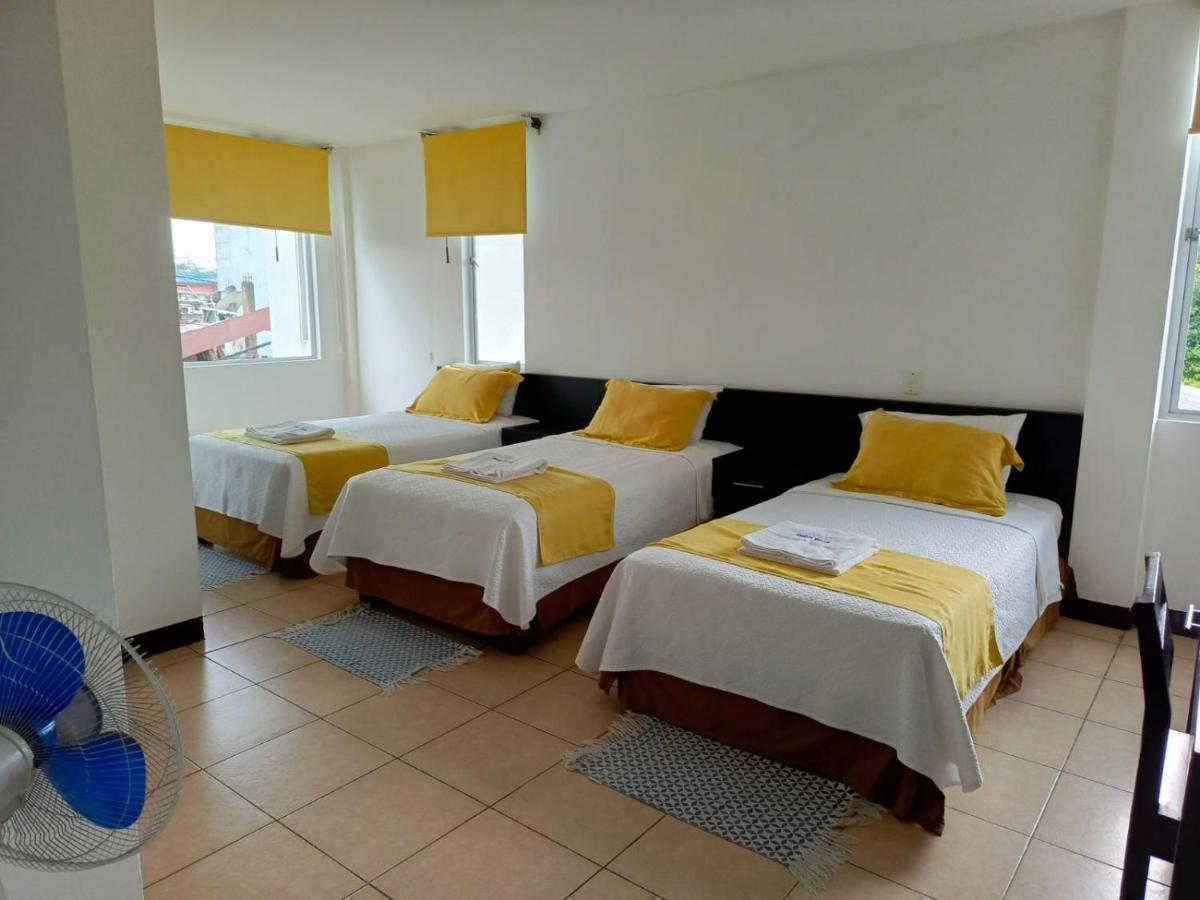 Hotel Yurak - Housity