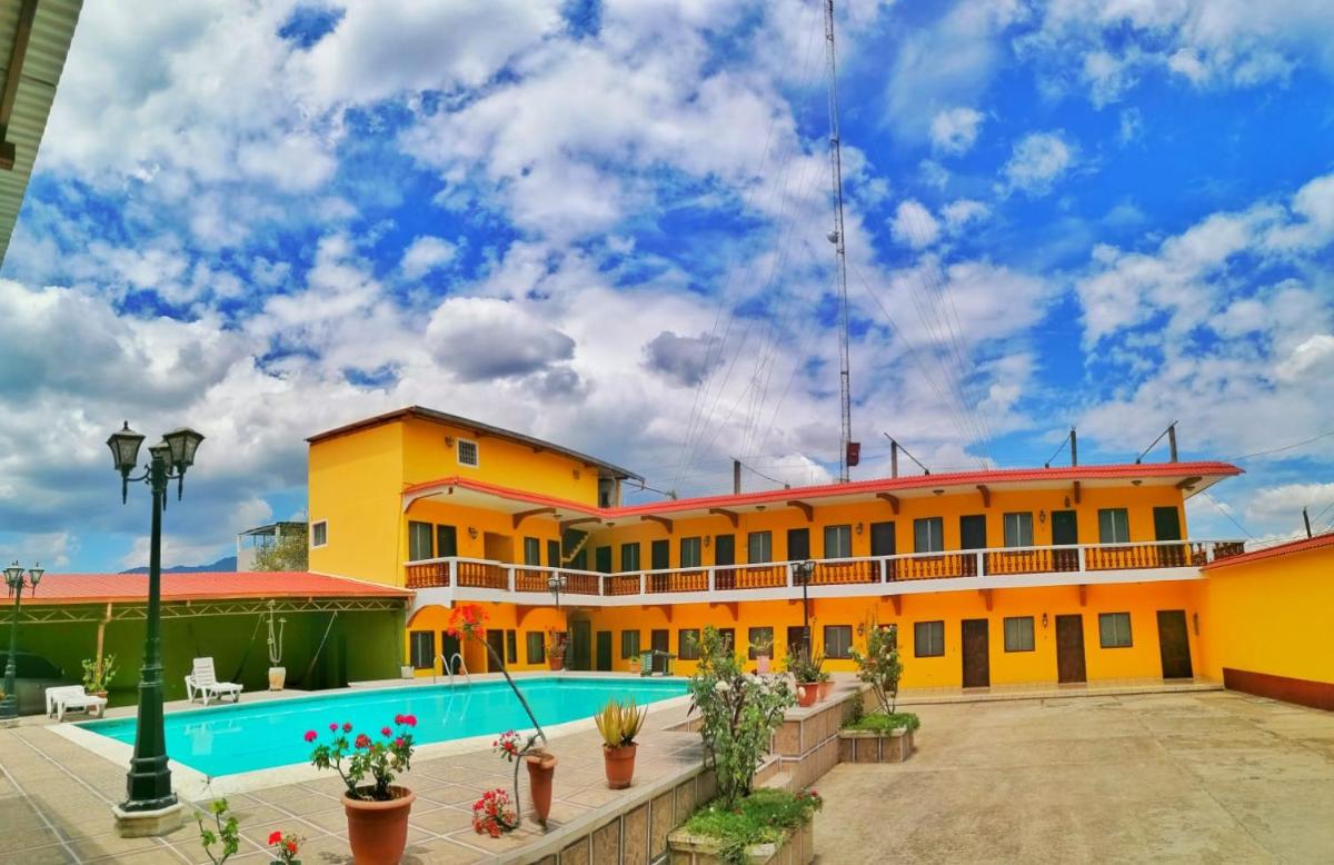 hotel ivon - Housity