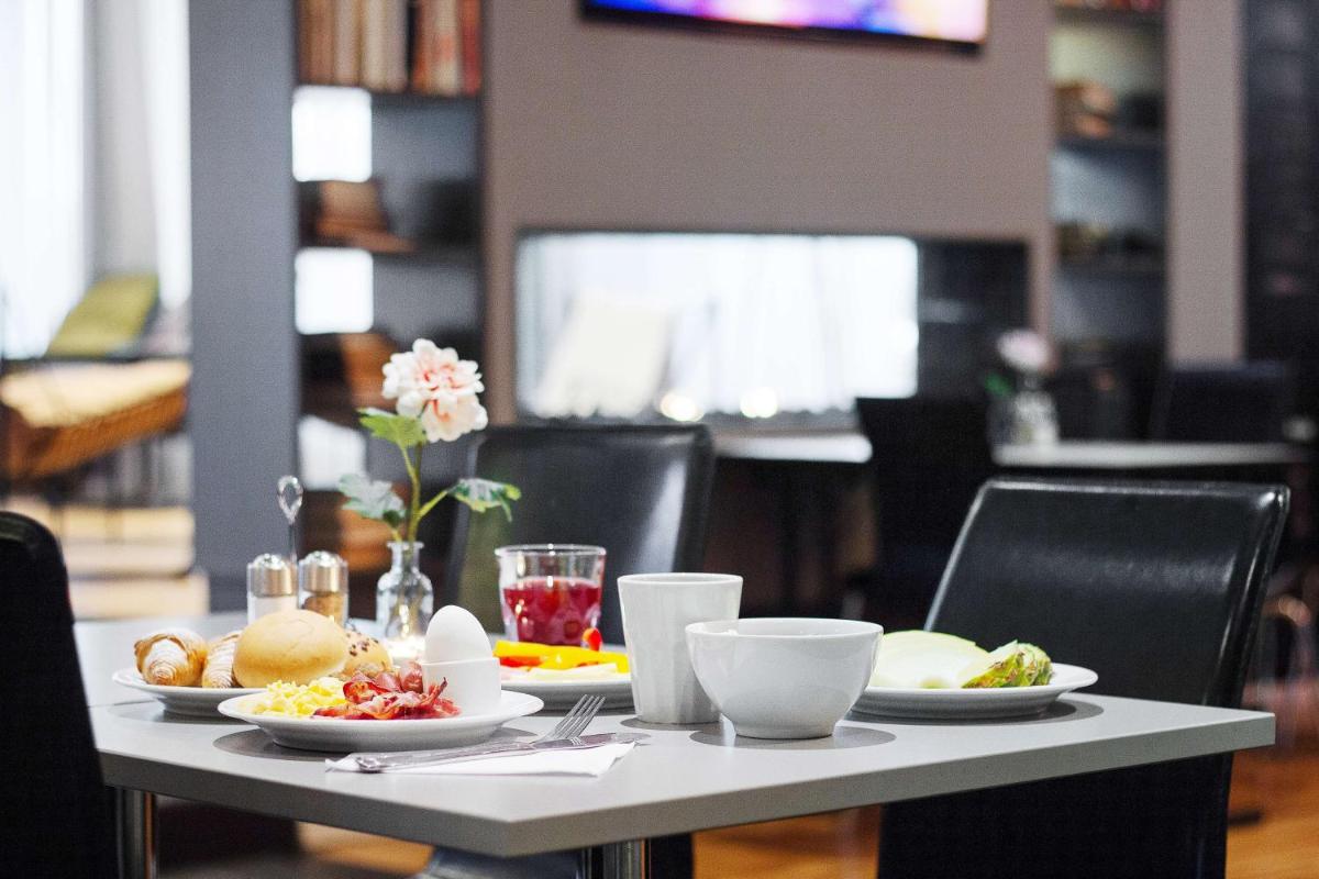 Aiden by Best Western Stockholm Kista - Housity