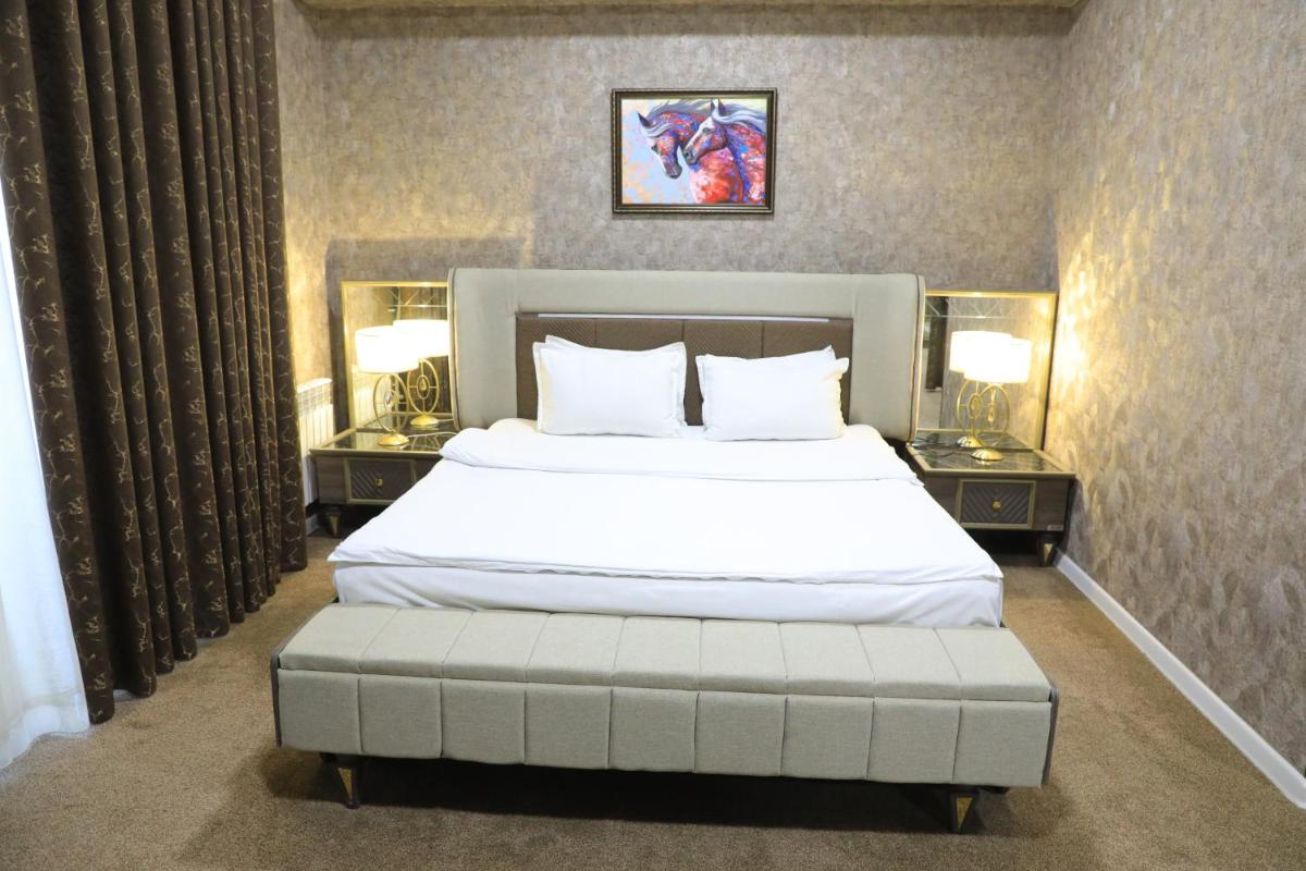 HOBIZ Hotel - Hizvo