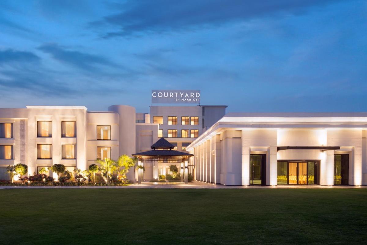 Courtyard by Marriott Gorakhpur - Housity