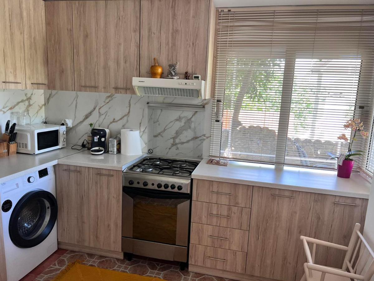Julia Holiday Apartments - Housity