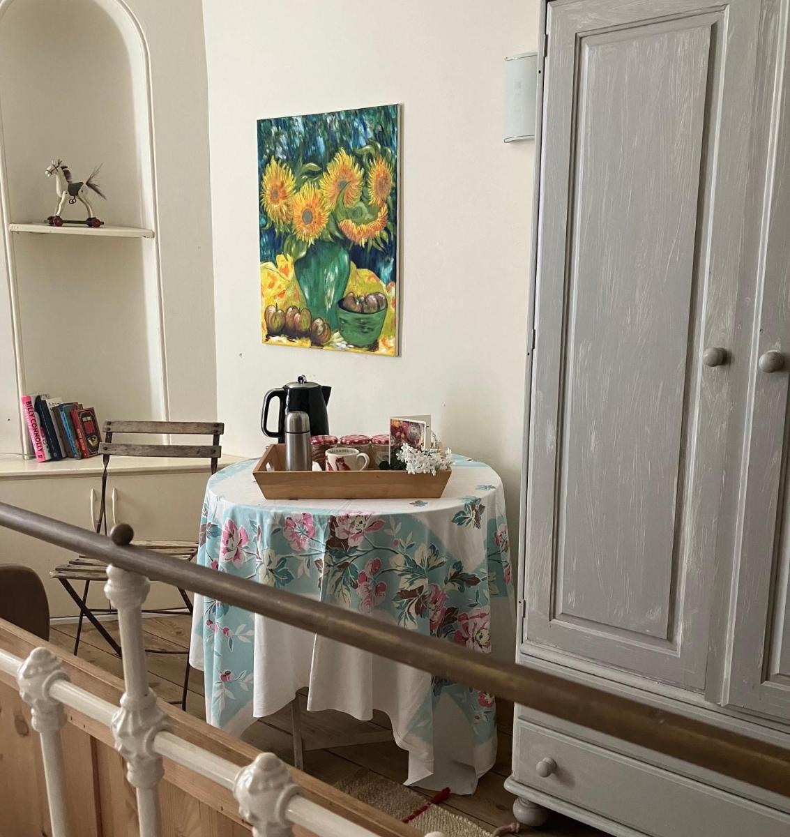 Bailey House - Housity