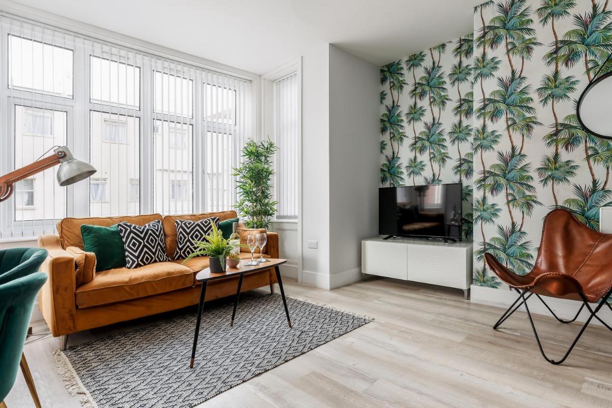 Sea Breeze Apartments - Housity