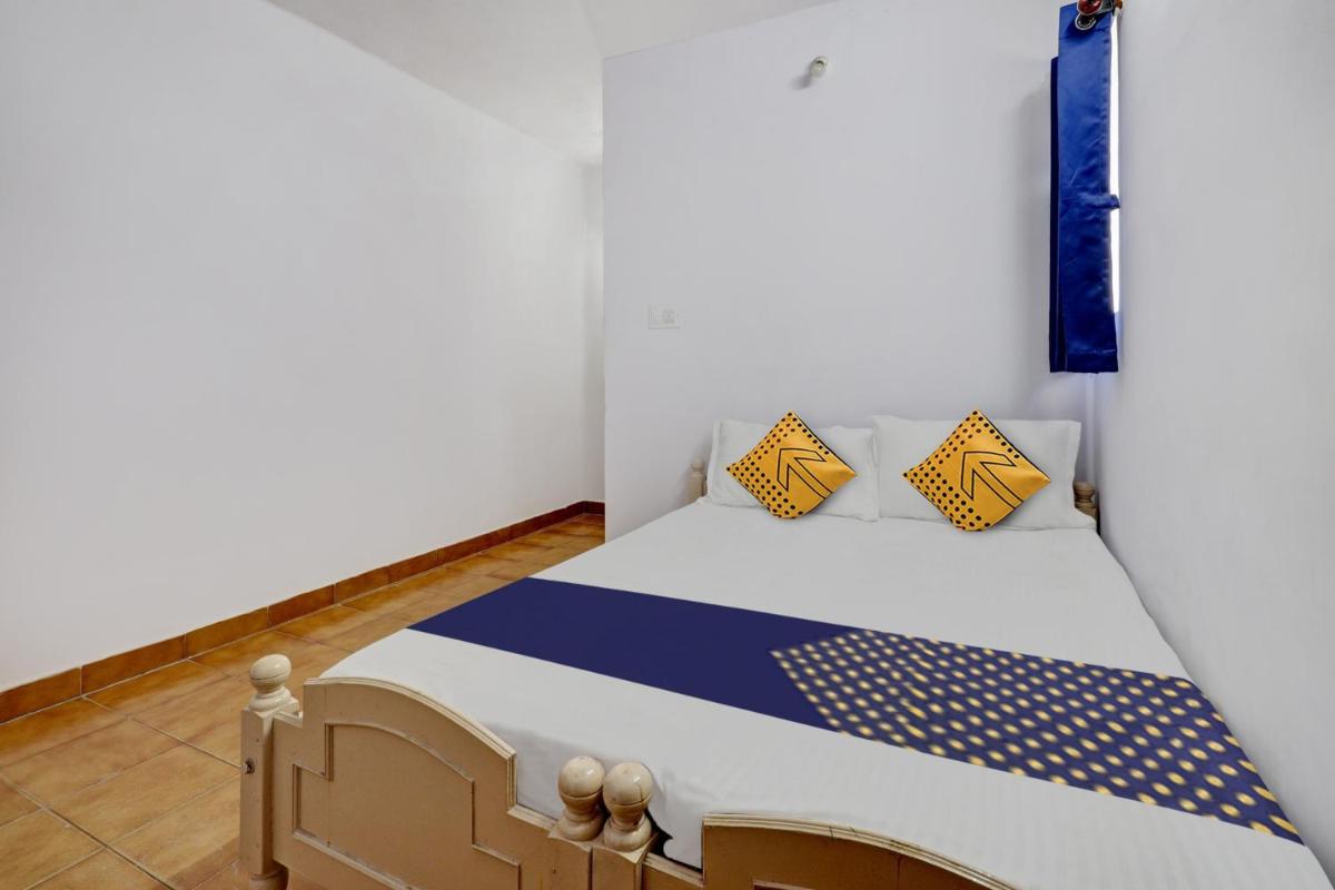 SPOT ON Hotel Shivalaya Deluxe Lodge - Housity