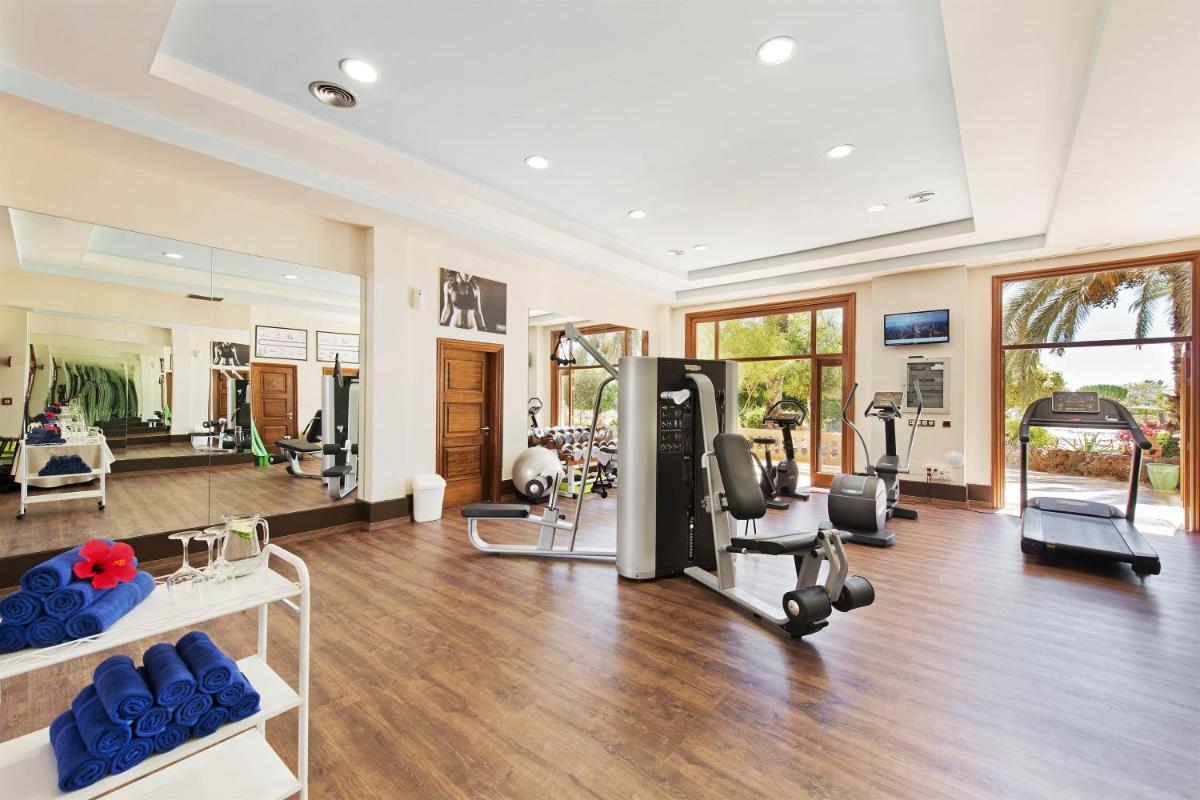 Gimnasio o instalaciones de fitness de Elba Palace Golf Boutique Hotel - Adults Only