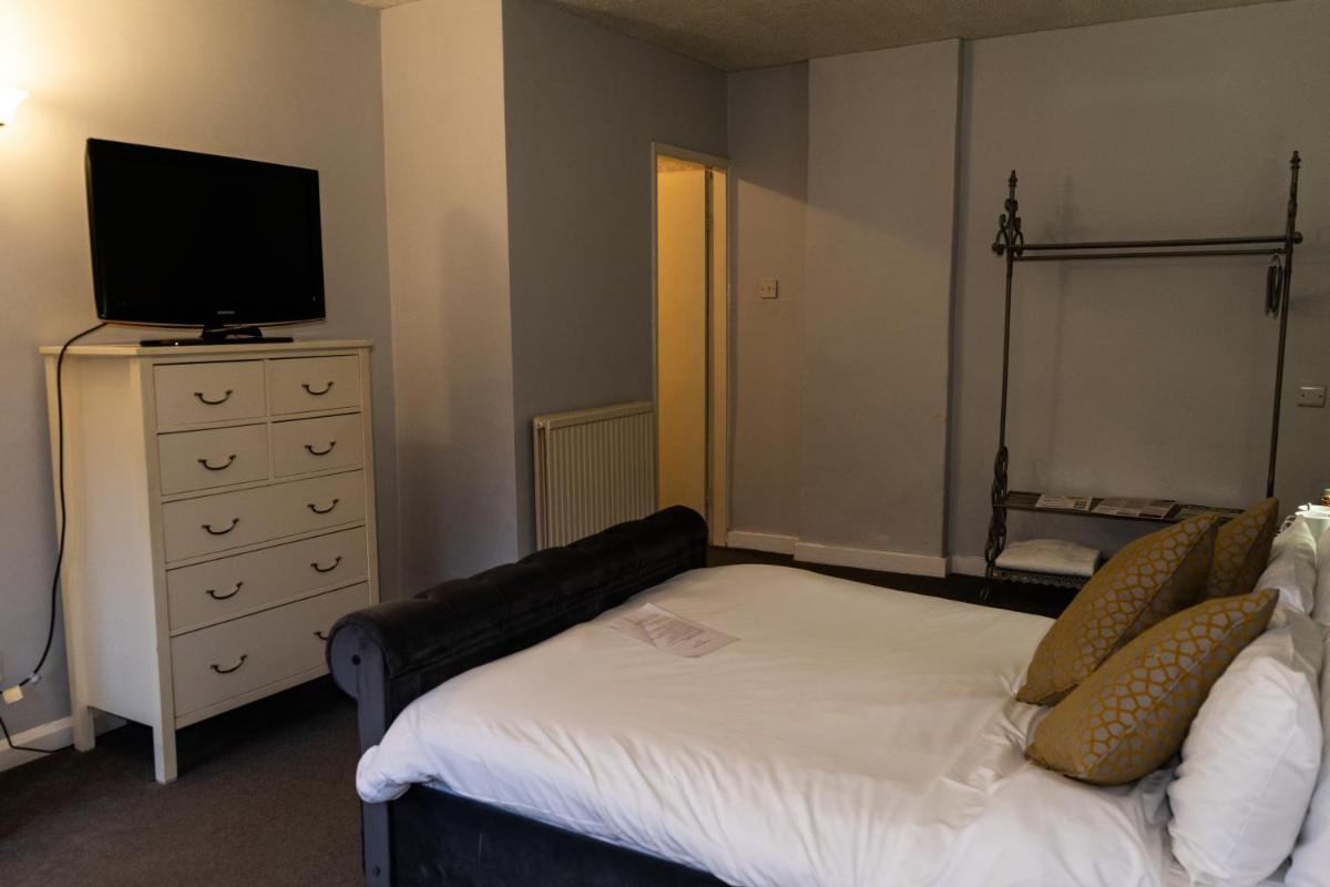 The lodge at Carlton tavern free parking - Housity