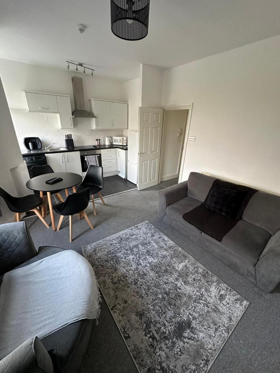 Taff Towers B - Housity