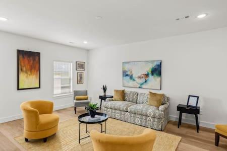 The Frida - Housity