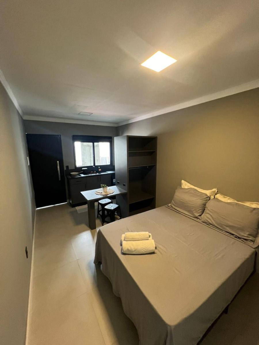 Apartamento duplo com banheiro privativo - Housity