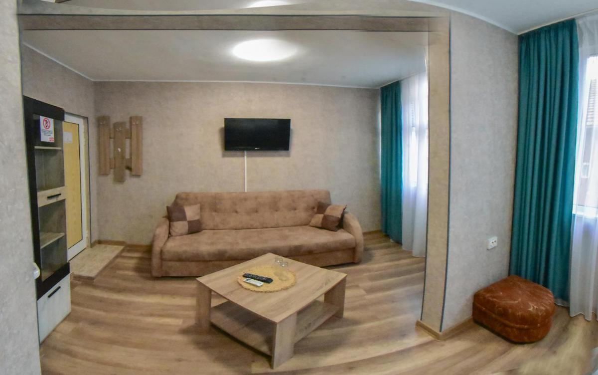 Hotel Rade 1 - Hizvo