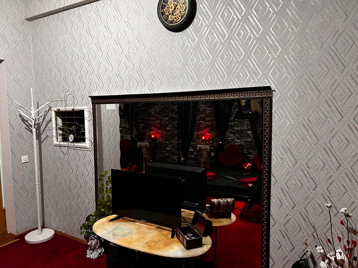 Heart Of Bucharest Erros Studio - Housity