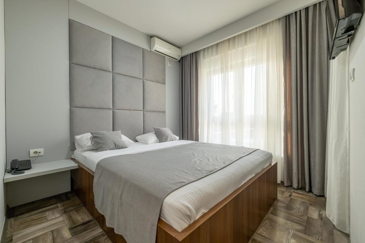 Motel Milošević - Housity